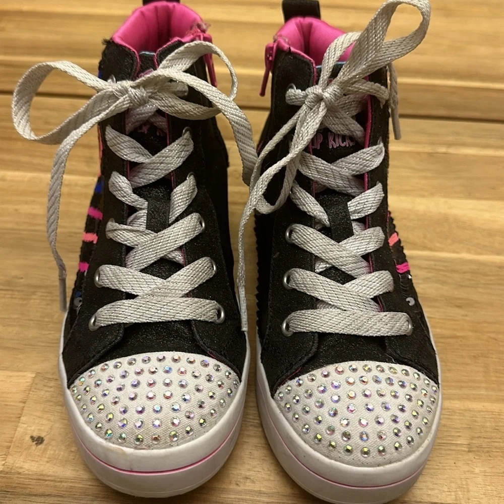 SKECHERS flip kicks sneakers